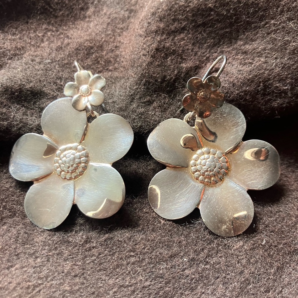 🆕 Handmade Paola Valentini 925 Flower sterling Silver earrings Made in Italy